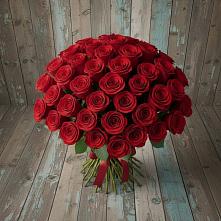 Букет 55 Красных роз Фридом #REPLACE_PRED# Озерске
