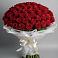 Букет 101 Красная роза Блэк Мэджик в Озерске