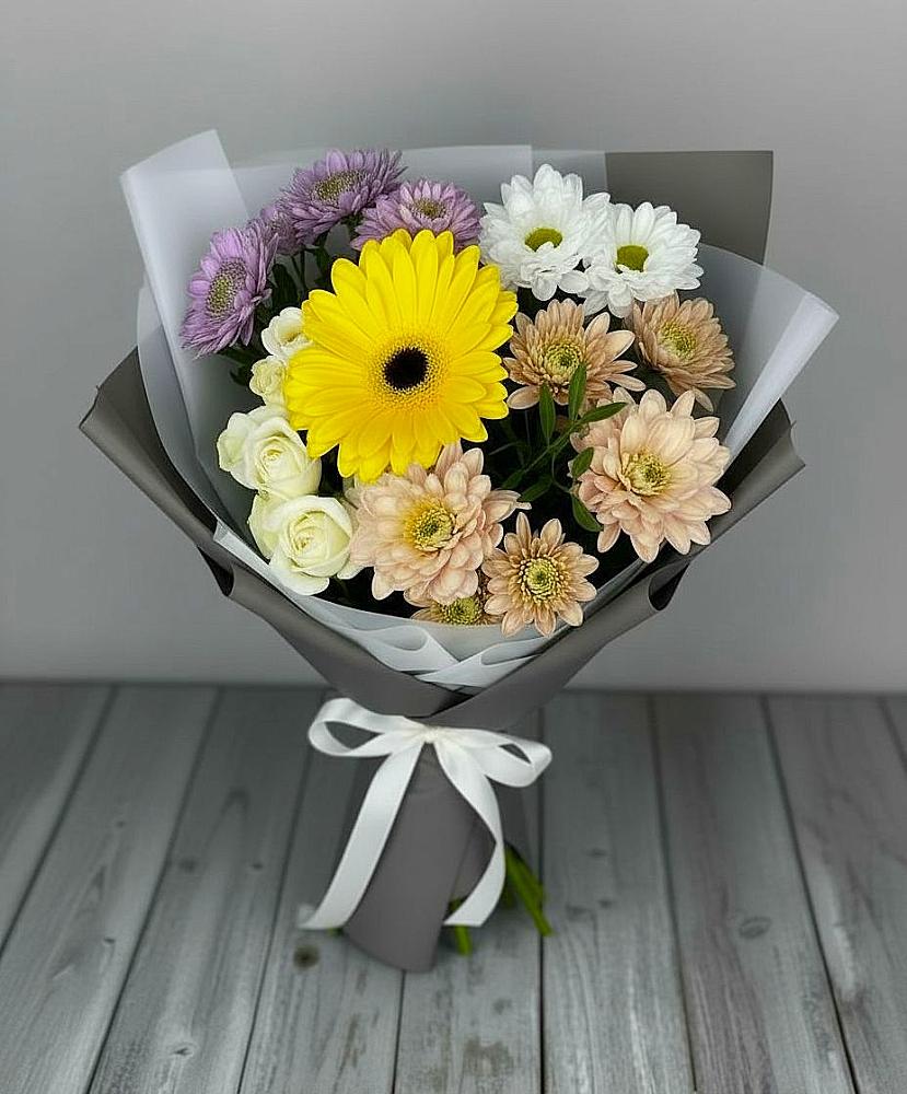 Букет цветов из: Розы, Герберы и Хризантемы в Озерске