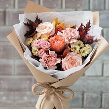 Букет цветов из:  Гвоздики, Хризантемы и Розы в Озерске