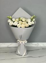 Букет цветов из:  Розы и Лизиантусы в Озерске